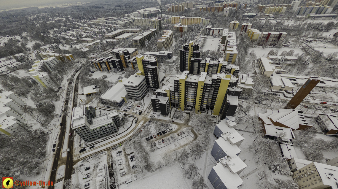 04.12.2021 - Karl-Marx-Ring und Marx-Zentrum in Neuperlach
